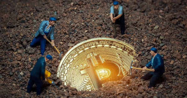 Сложность майнинга биткоина упала на максимальную с 2021 величину
Сложность майнинга биткоина упала на максимальную с 2021 величину