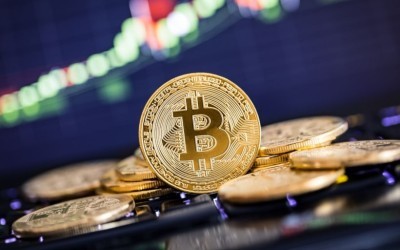 Биткоин удержал поддержку на фоне рекордов S&P 500 Биткоин удержал поддержку на фоне рекордов S&P 500